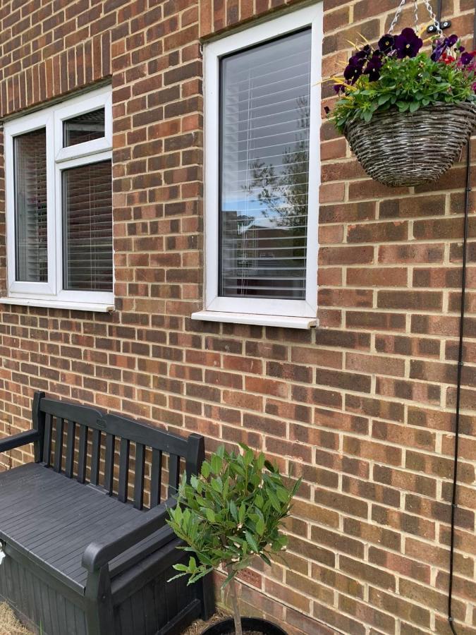 Cosy Studio Apartment Waterlooville Kültér fotó